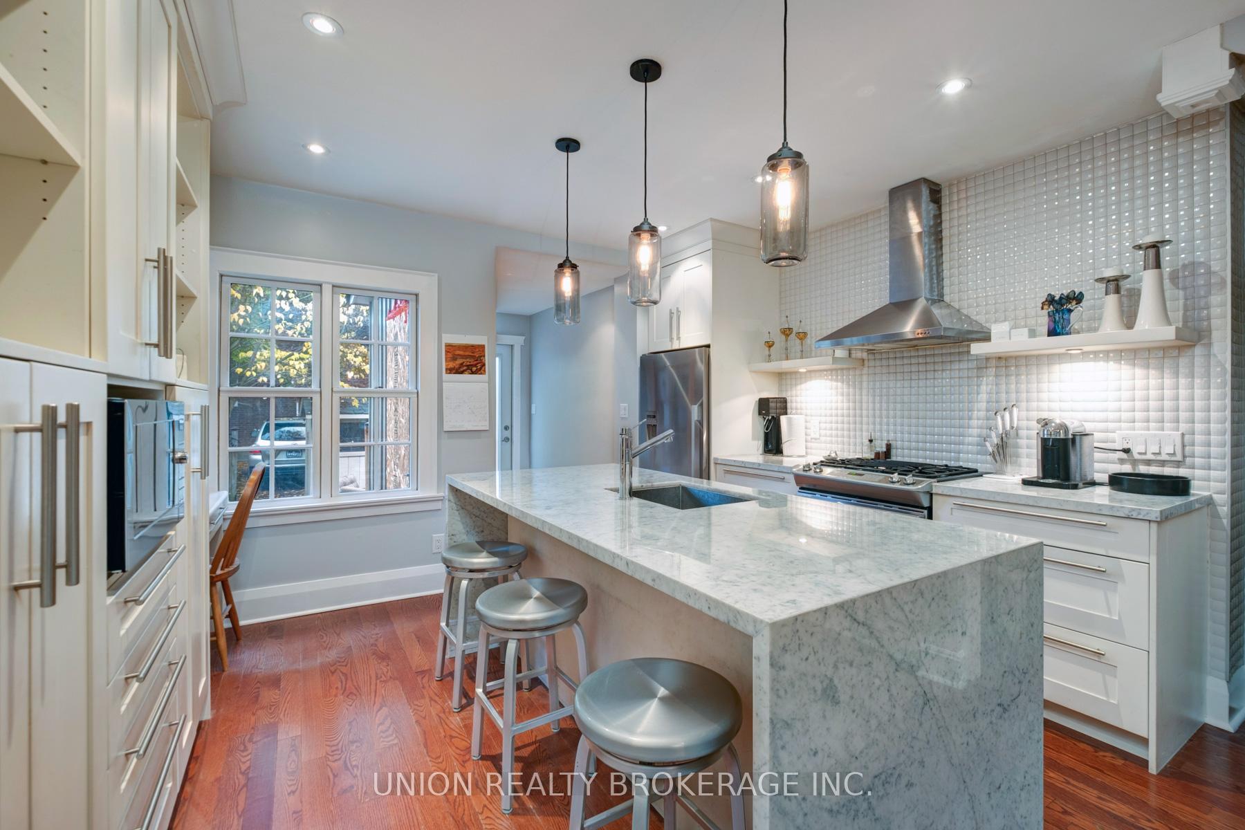 Photo 8 of 153 Wineva Avenue, Toronto, The Beaches — HOMEH