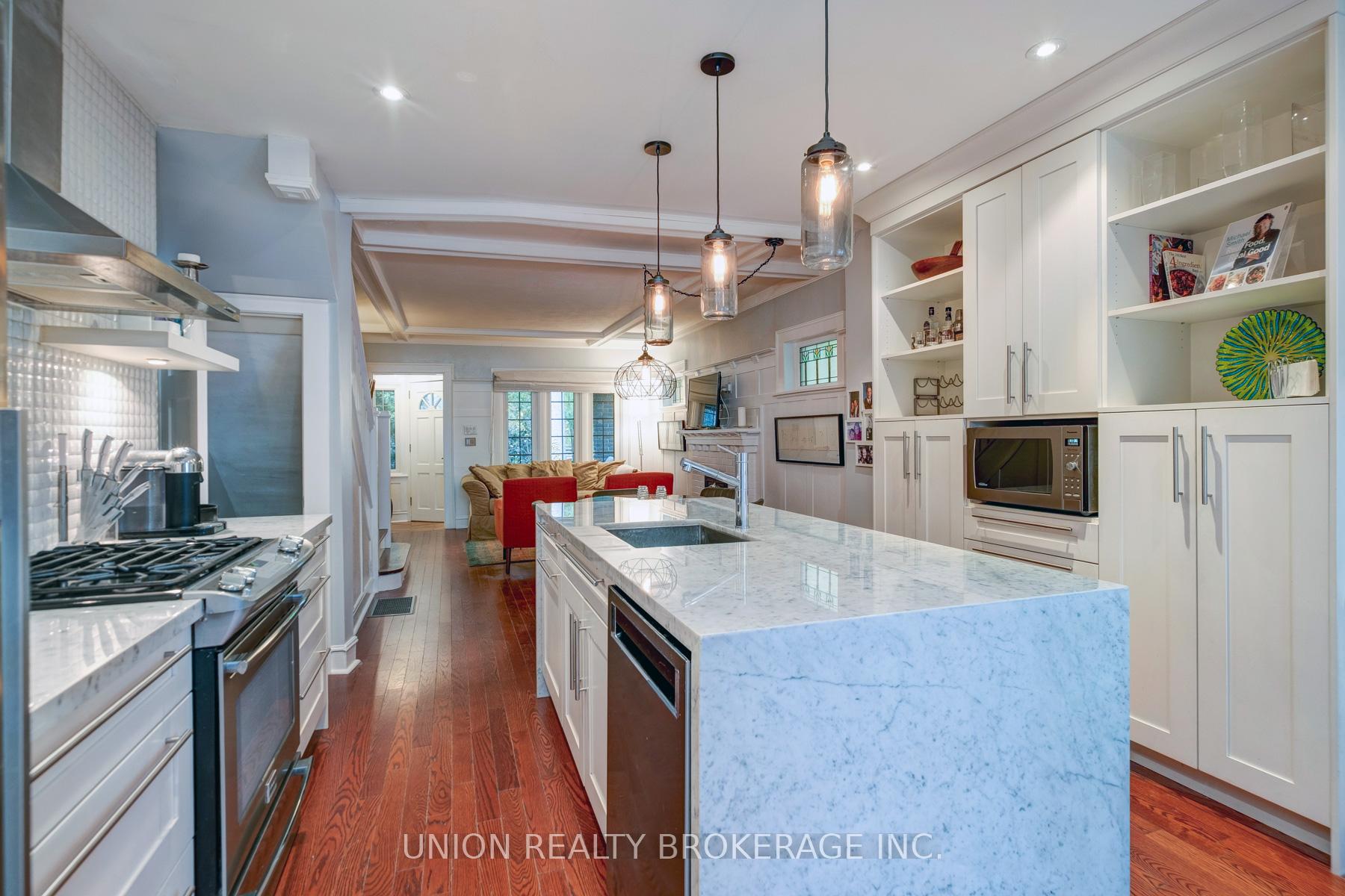 Photo 9 of 153 Wineva Avenue, Toronto, The Beaches — HOMEH