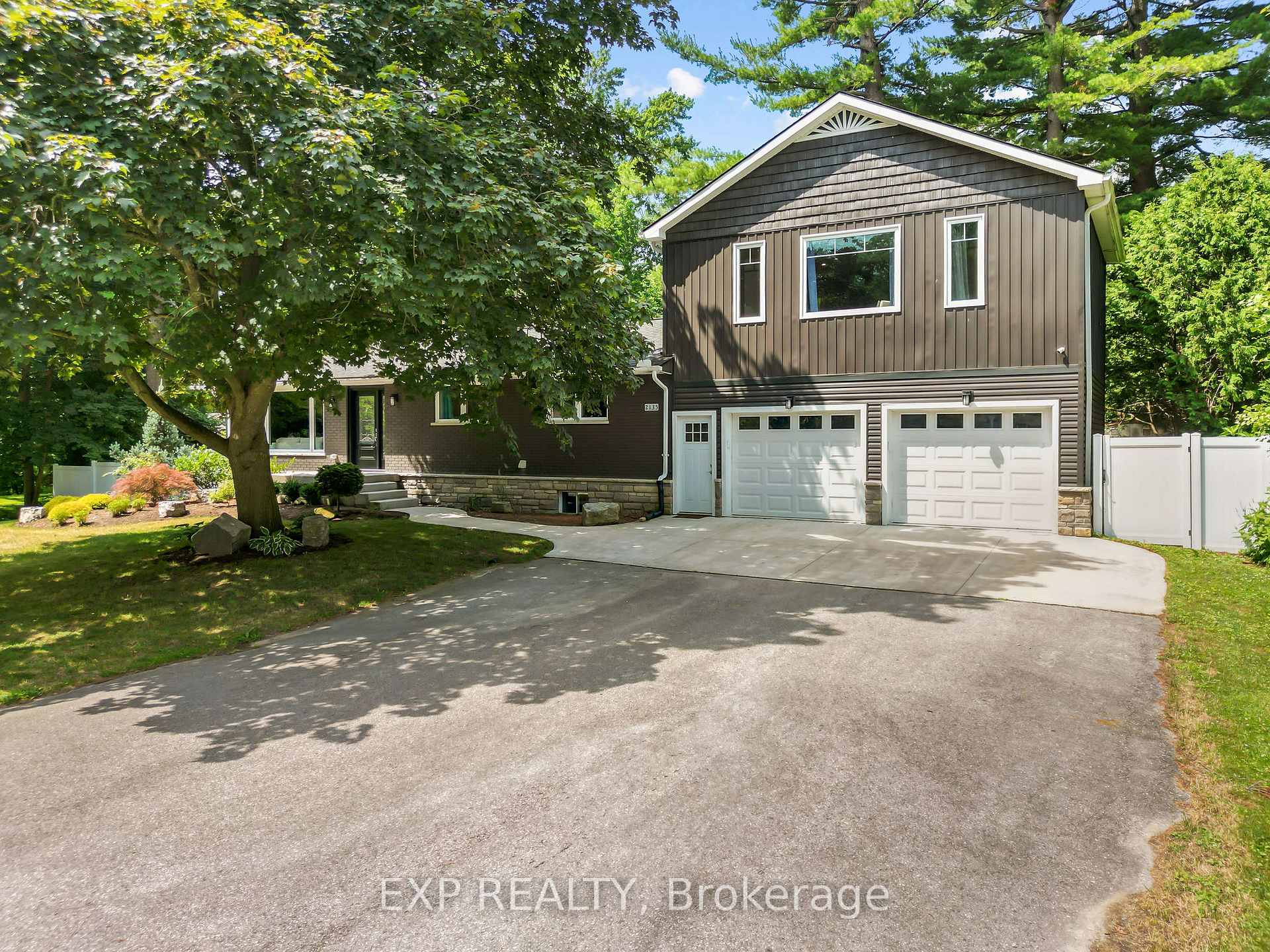 Photo 1 of 2135 Mockingbird Street, Strathroy-Caradoc, Campbellvale — HOMEH