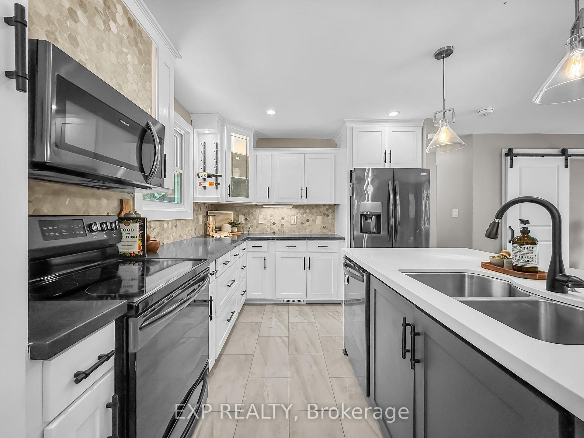 Photo 7 of 2135 Mockingbird Street, Strathroy-Caradoc, Campbellvale — HOMEH
