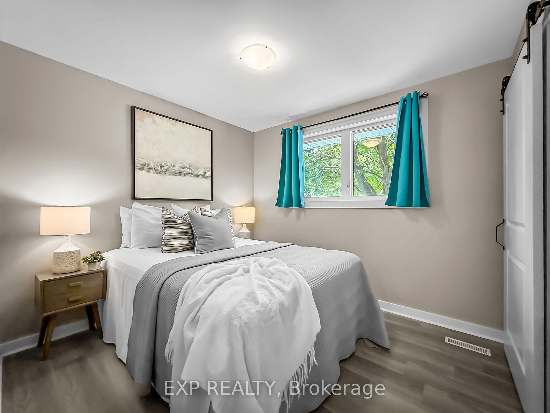 Photo 12 of 2135 Mockingbird Street, Strathroy-Caradoc, Campbellvale — HOMEH