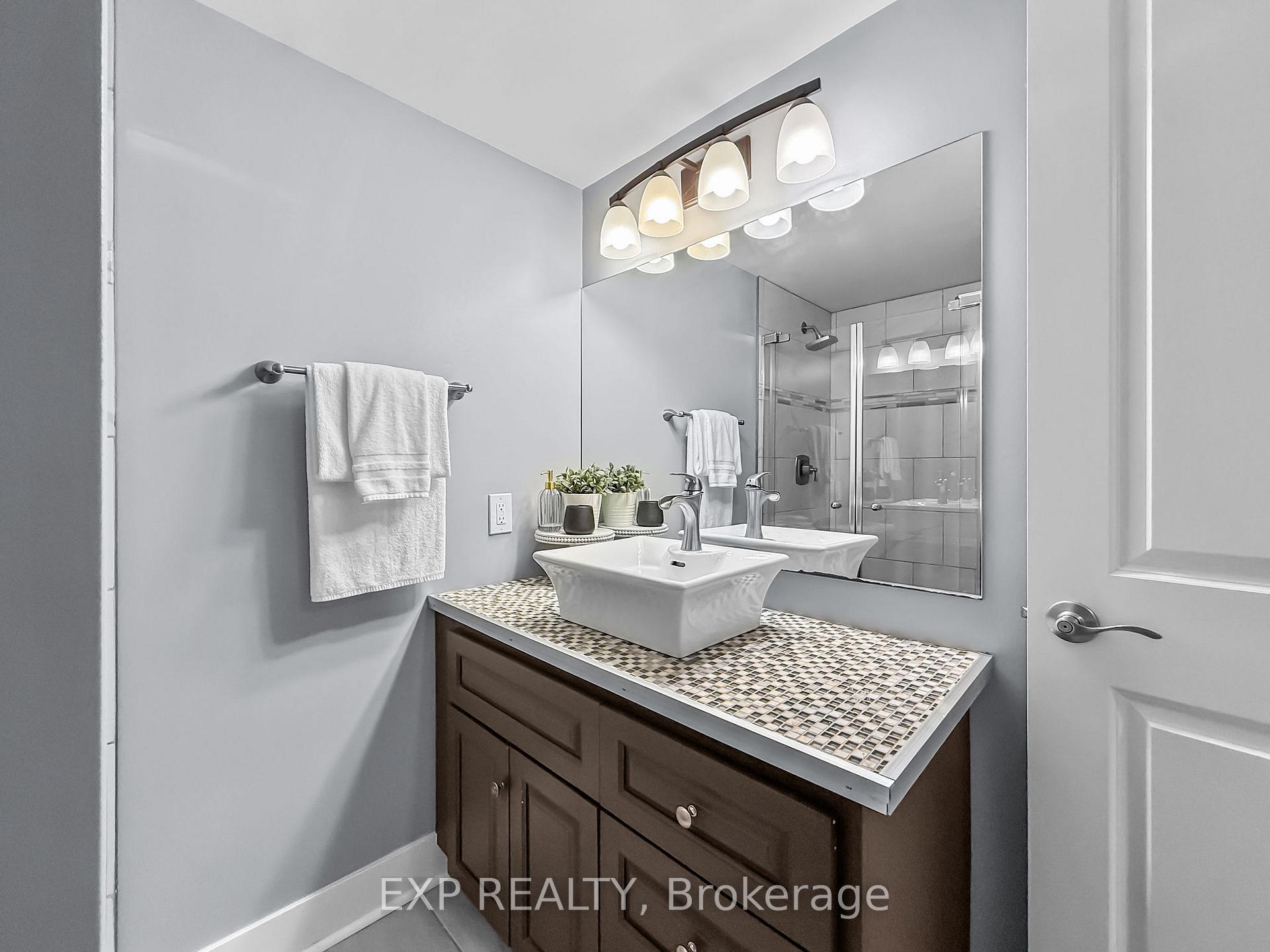 Photo 29 of 2135 Mockingbird Street, Strathroy-Caradoc, Campbellvale — HOMEH