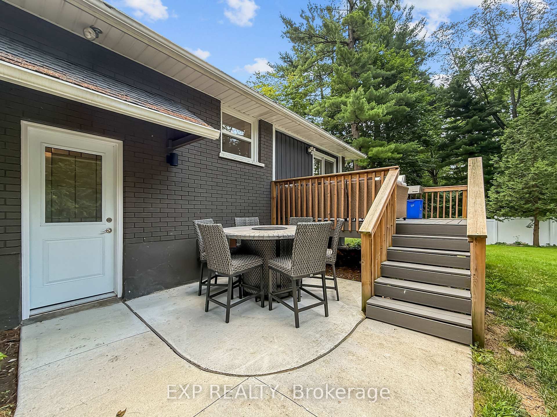 Photo 33 of 2135 Mockingbird Street, Strathroy-Caradoc, Campbellvale — HOMEH