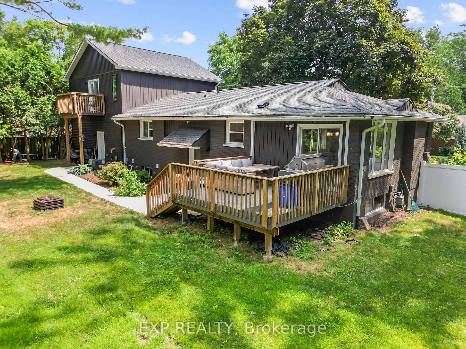 Photo 38 of 2135 Mockingbird Street, Strathroy-Caradoc, Campbellvale — HOMEH
