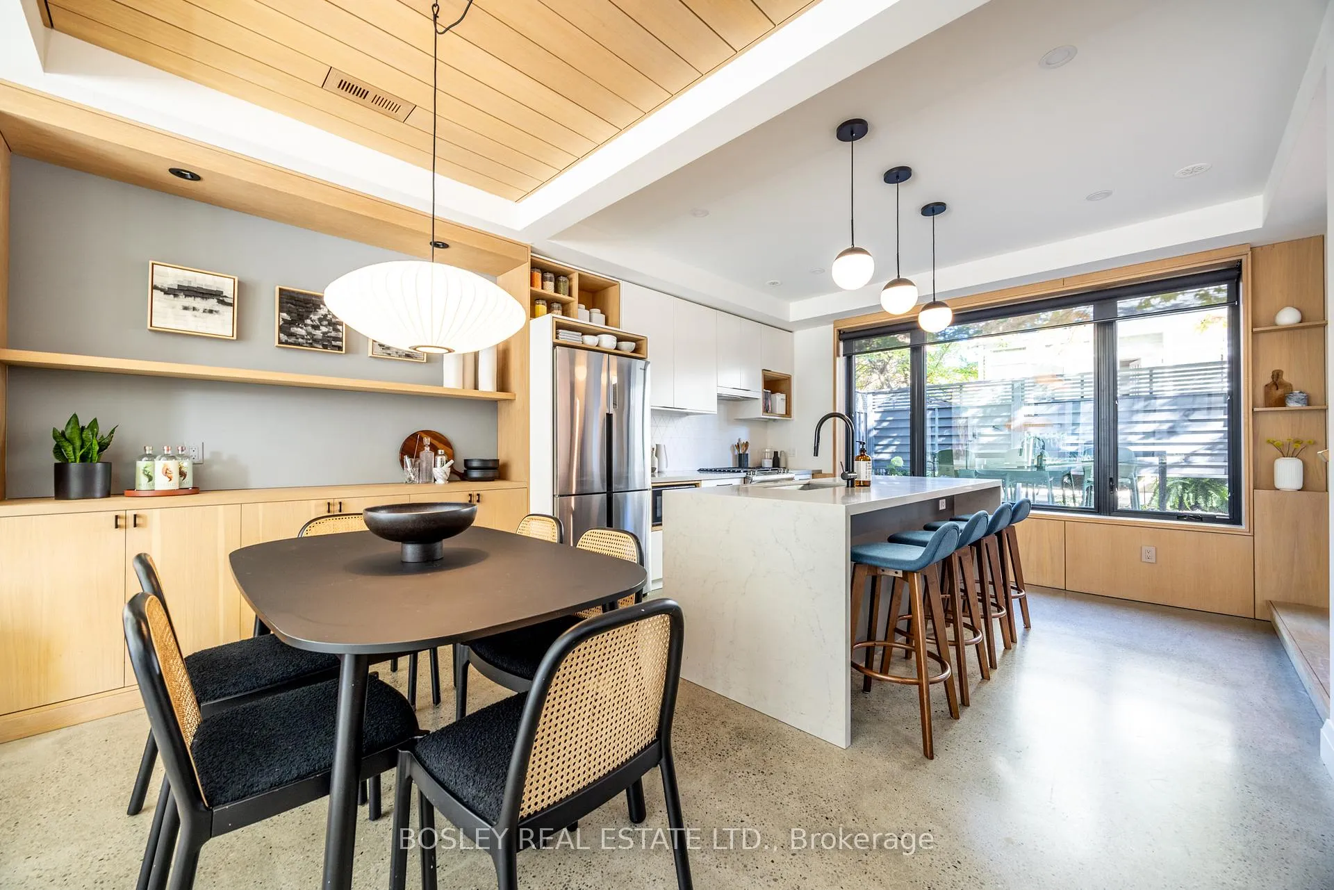 Photo 6 of Unit Unit 2, 12- R Coleridge Avenue, Toronto, Woodbine-Lumsden — HOMEH