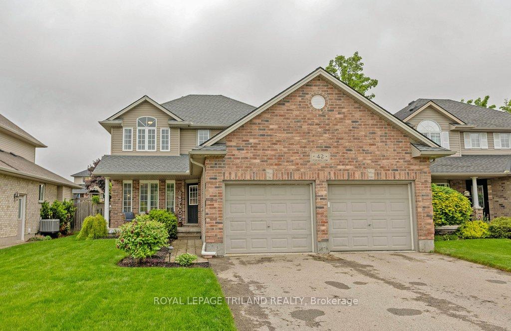 Photo 2 of 42 Fox Hollow Drive, Thames Centre, Dorchester — HOMEH