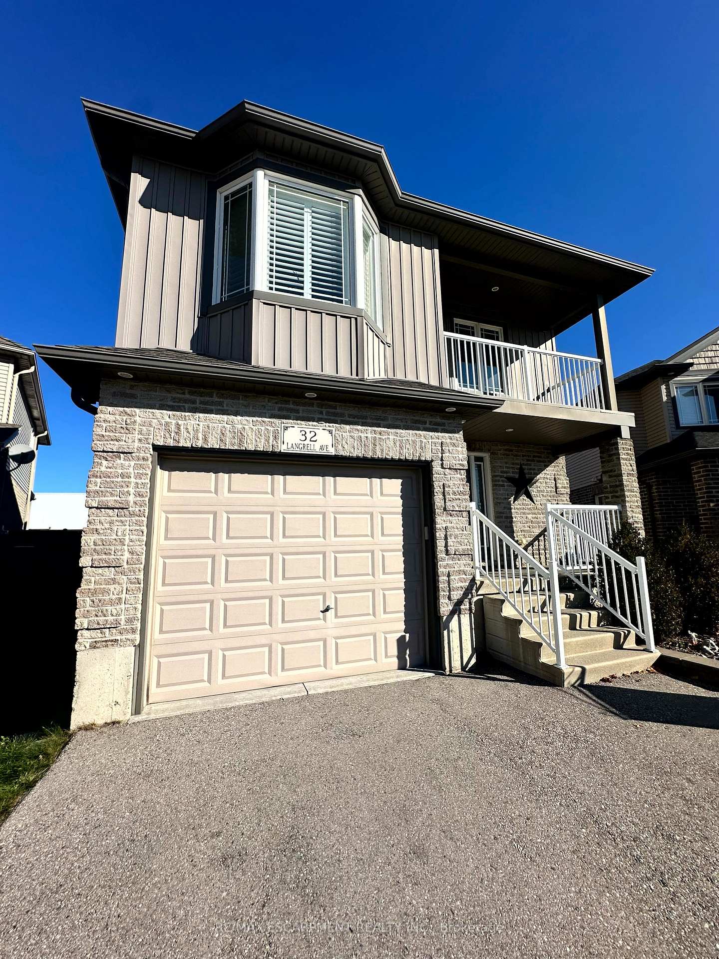Photo 1 of 32 Langrell Avenue, Tillsonburg — HOMEH