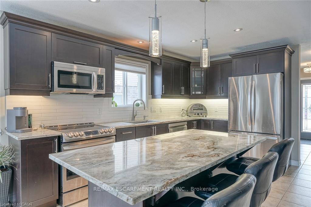 Photo 7 of 32 Langrell Avenue, Tillsonburg — HOMEH