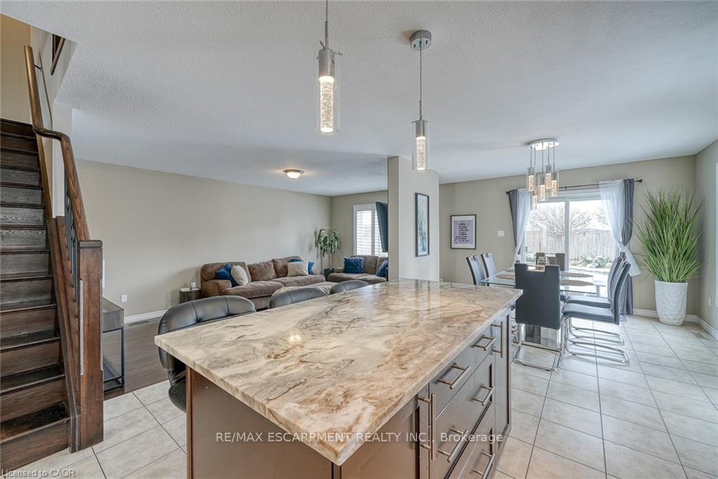 Photo 9 of 32 Langrell Avenue, Tillsonburg — HOMEH