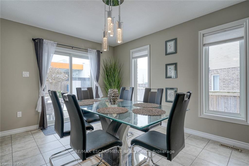 Photo 14 of 32 Langrell Avenue, Tillsonburg — HOMEH