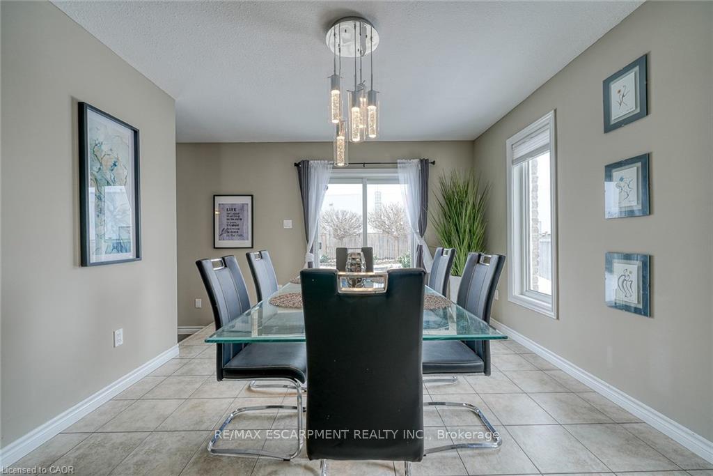 Photo 15 of 32 Langrell Avenue, Tillsonburg — HOMEH