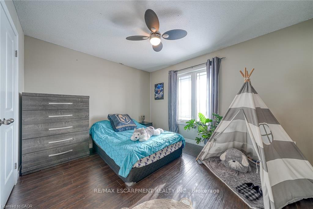 Photo 23 of 32 Langrell Avenue, Tillsonburg — HOMEH
