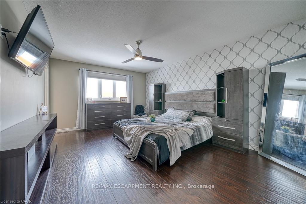 Photo 25 of 32 Langrell Avenue, Tillsonburg — HOMEH