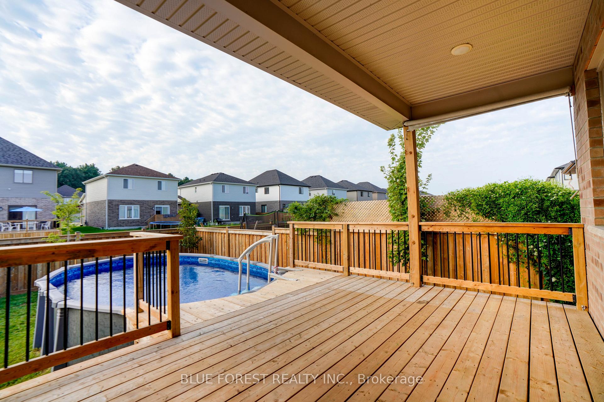 Photo 36 of 3 McNeil Street, Strathroy-Caradoc, Mount Brydges — HOMEH