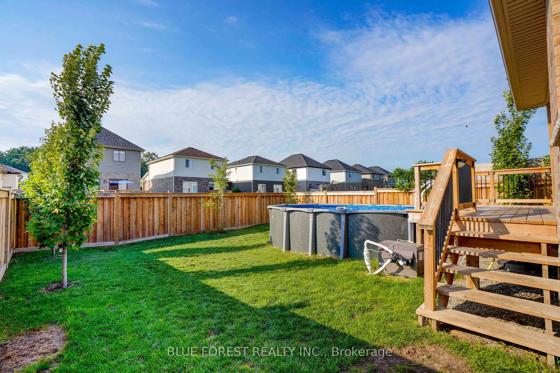 Photo 39 of 3 McNeil Street, Strathroy-Caradoc, Mount Brydges — HOMEH