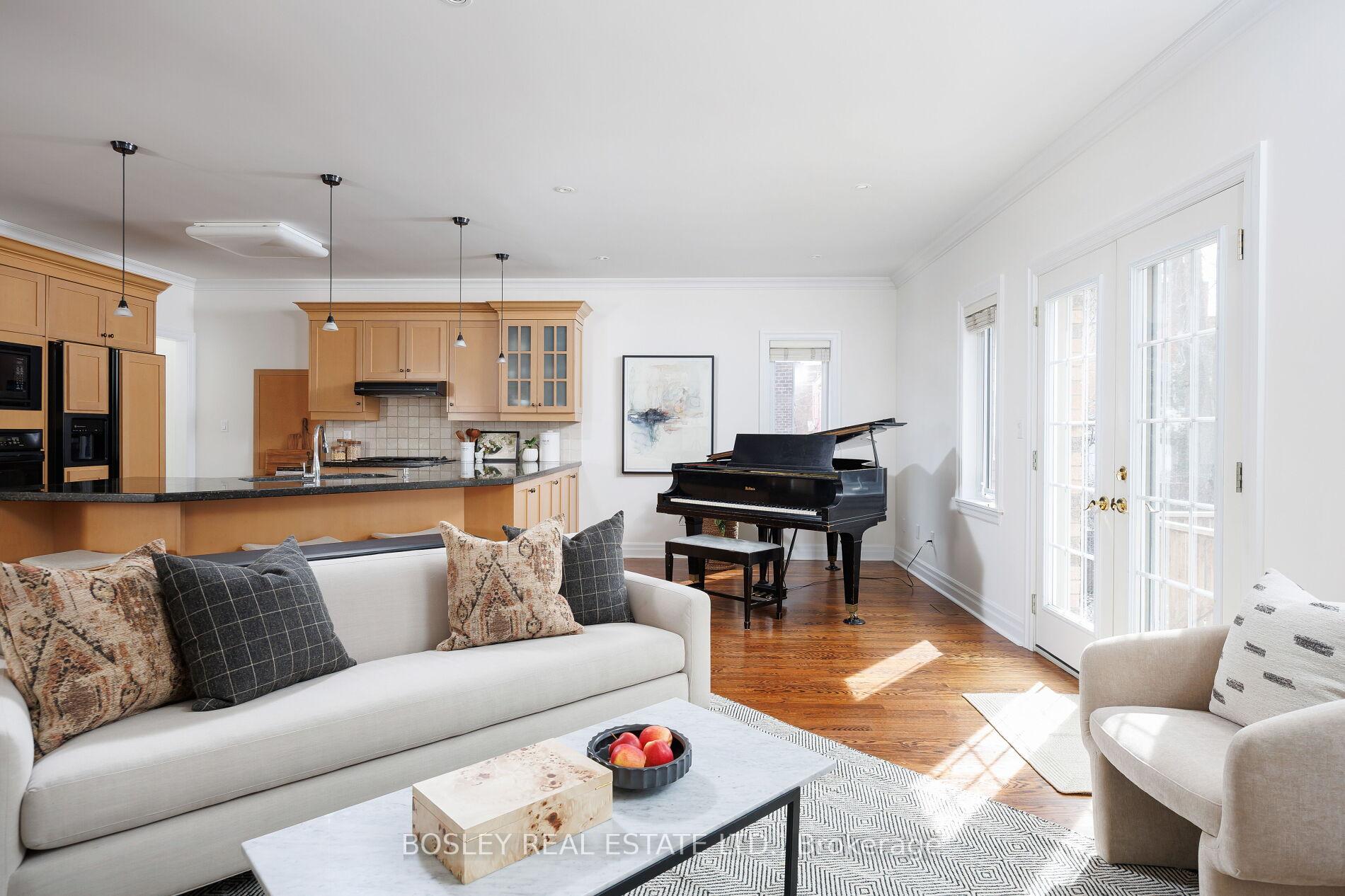 Photo 19 of 190 Airdrie Road, Toronto, Leaside — HOMEH