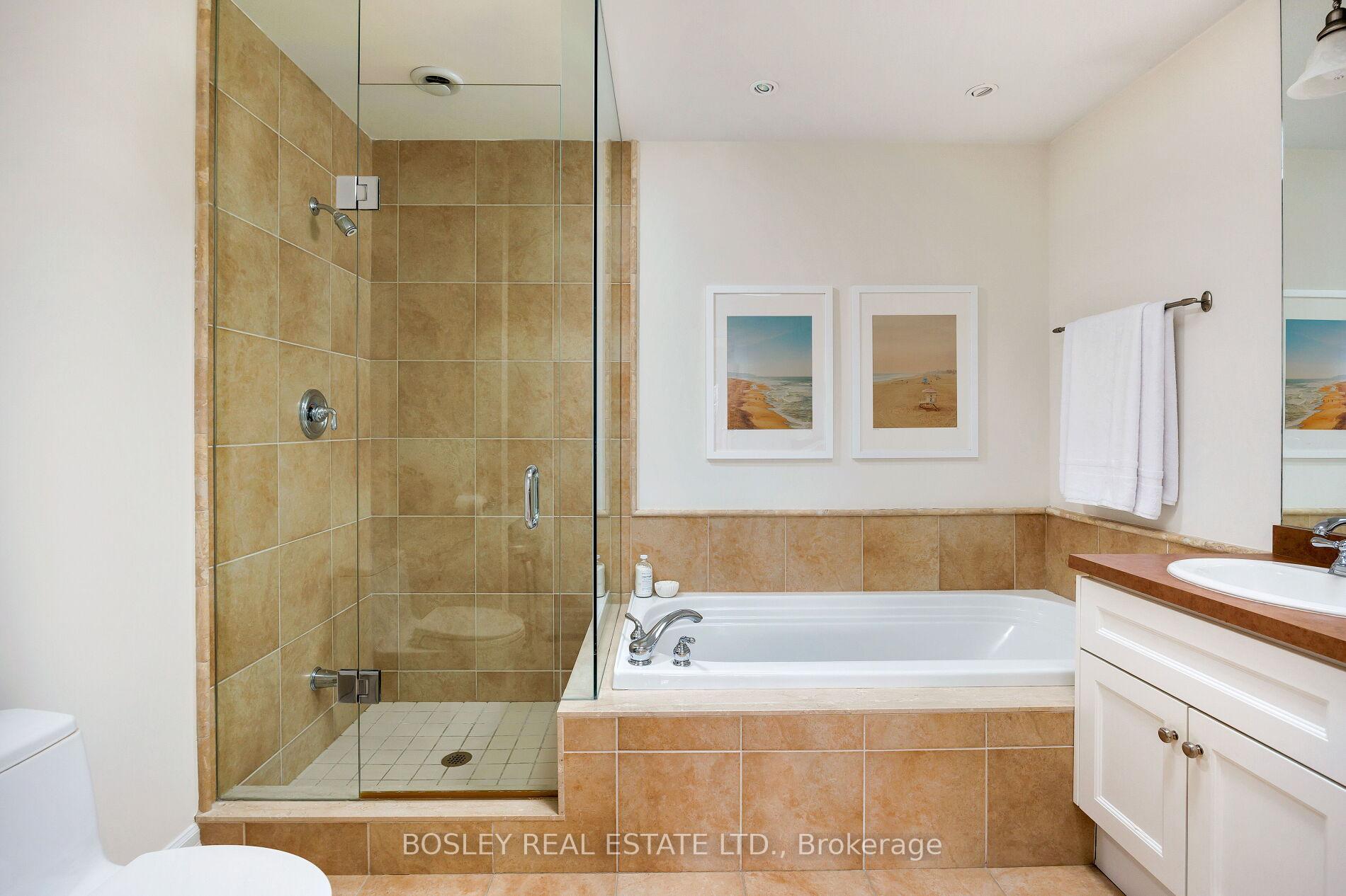 Photo 34 of 190 Airdrie Road, Toronto, Leaside — HOMEH