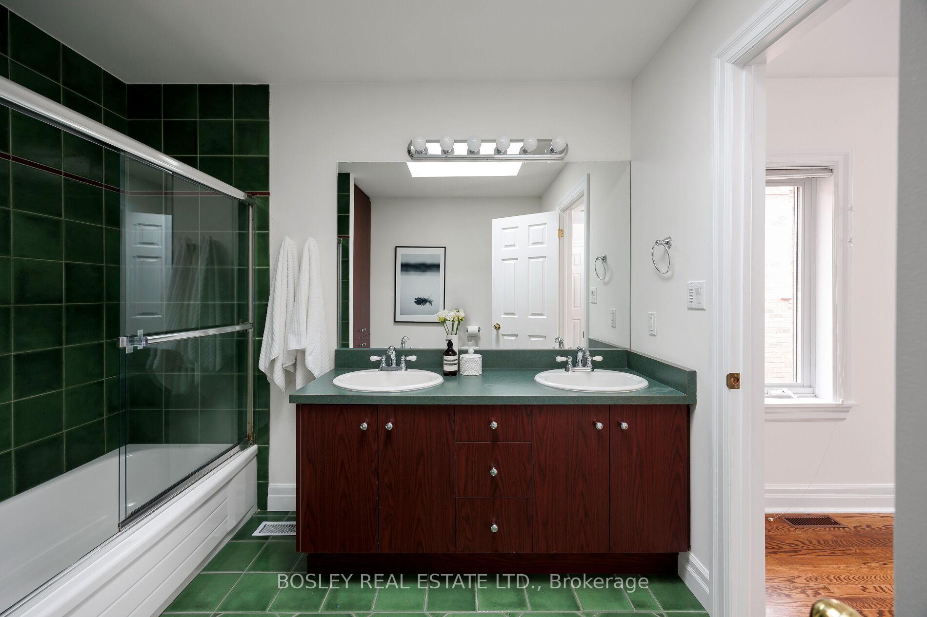 Photo 41 of 190 Airdrie Road, Toronto, Leaside — HOMEH