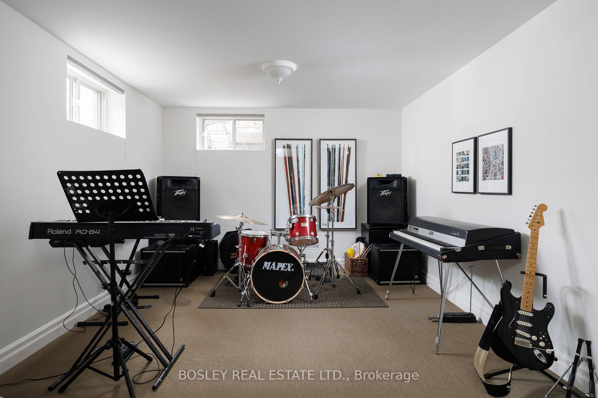 Photo 47 of 190 Airdrie Road, Toronto, Leaside — HOMEH