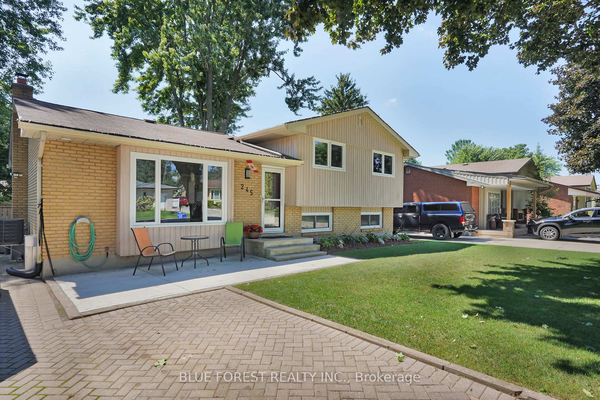 Photo 5 of 245 Chittick Crescent, Thames Centre, Dorchester — HOMEH