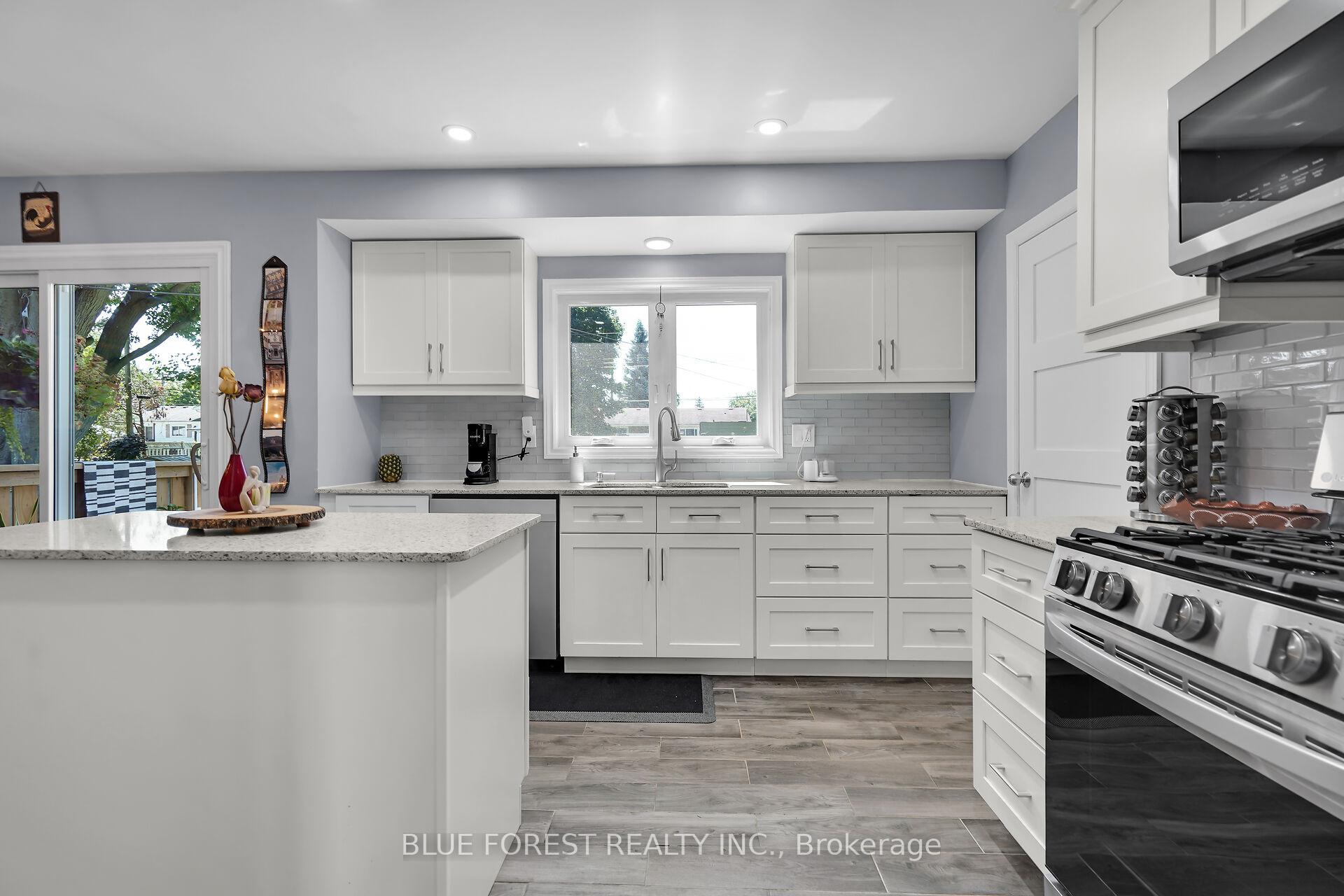Photo 13 of 245 Chittick Crescent, Thames Centre, Dorchester — HOMEH