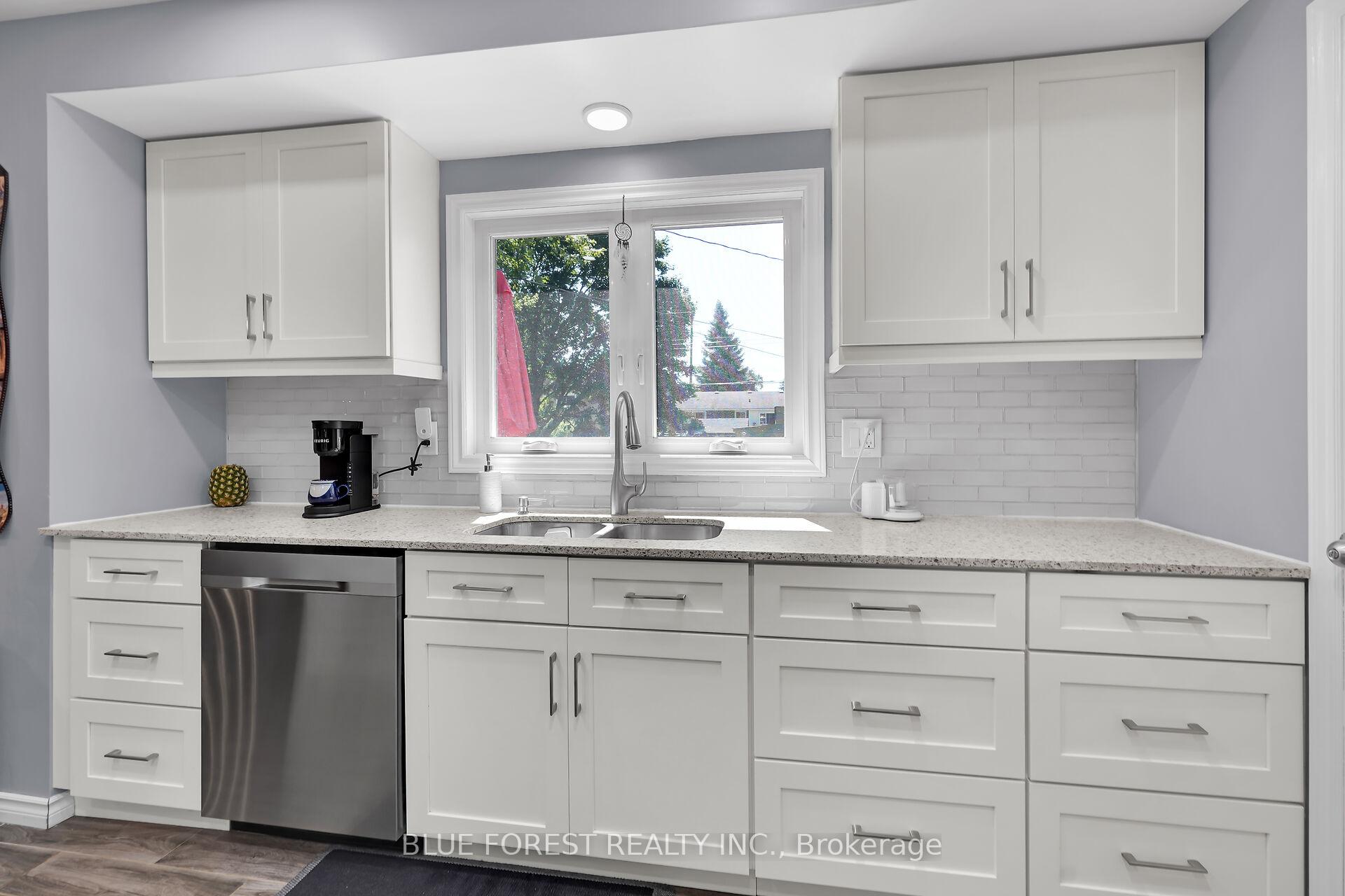Photo 15 of 245 Chittick Crescent, Thames Centre, Dorchester — HOMEH