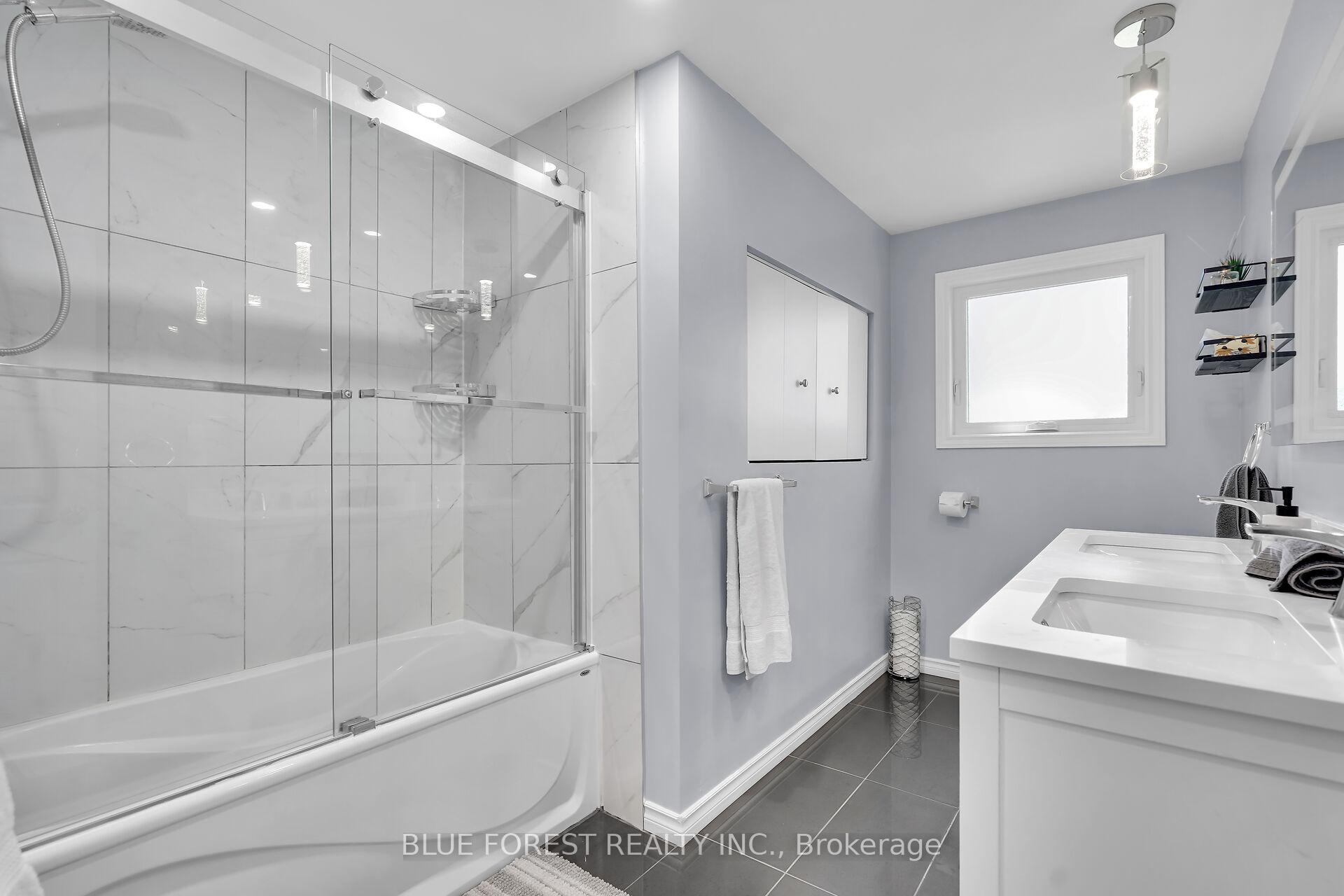 Photo 26 of 245 Chittick Crescent, Thames Centre, Dorchester — HOMEH