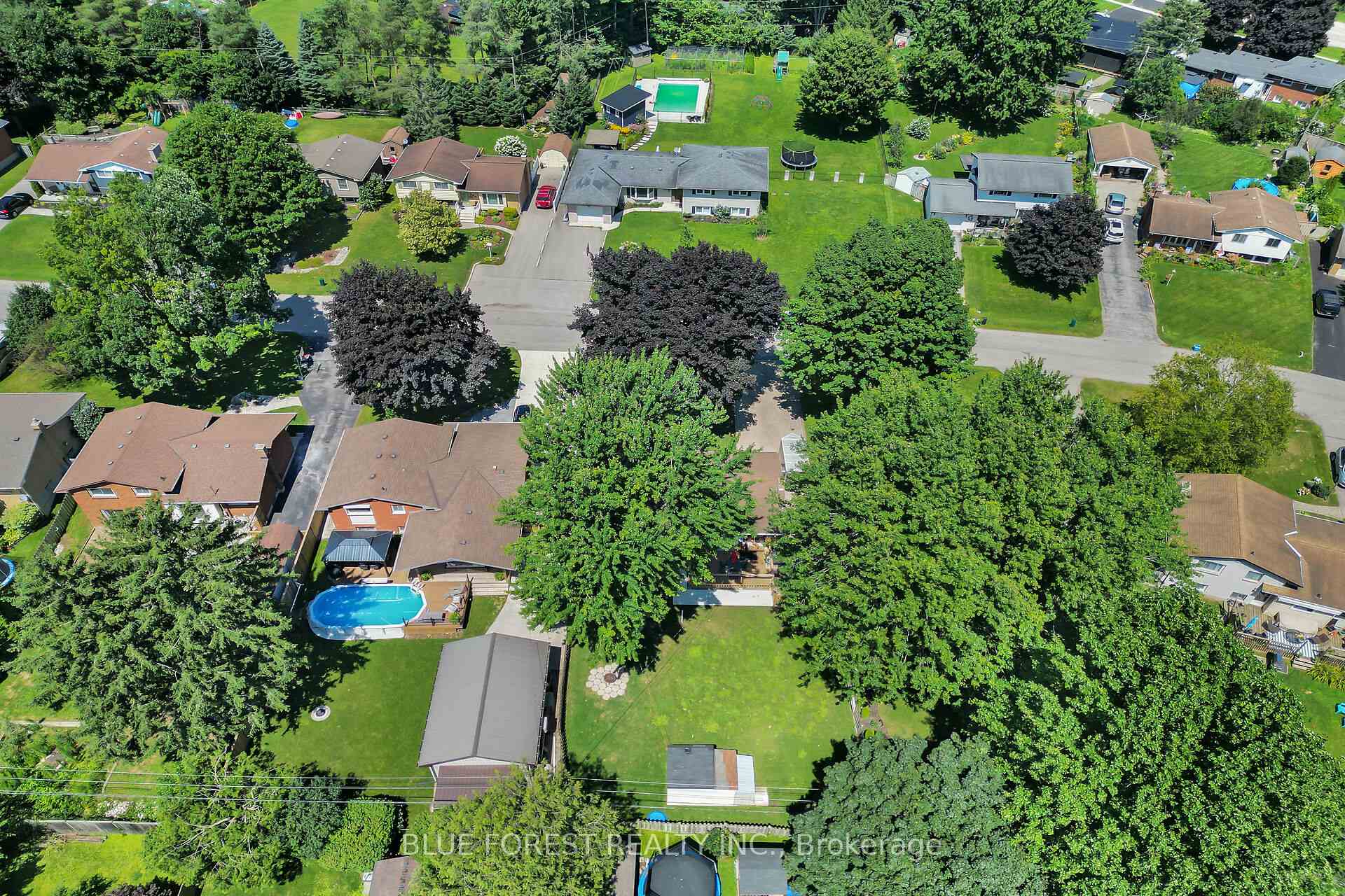 Photo 32 of 245 Chittick Crescent, Thames Centre, Dorchester — HOMEH