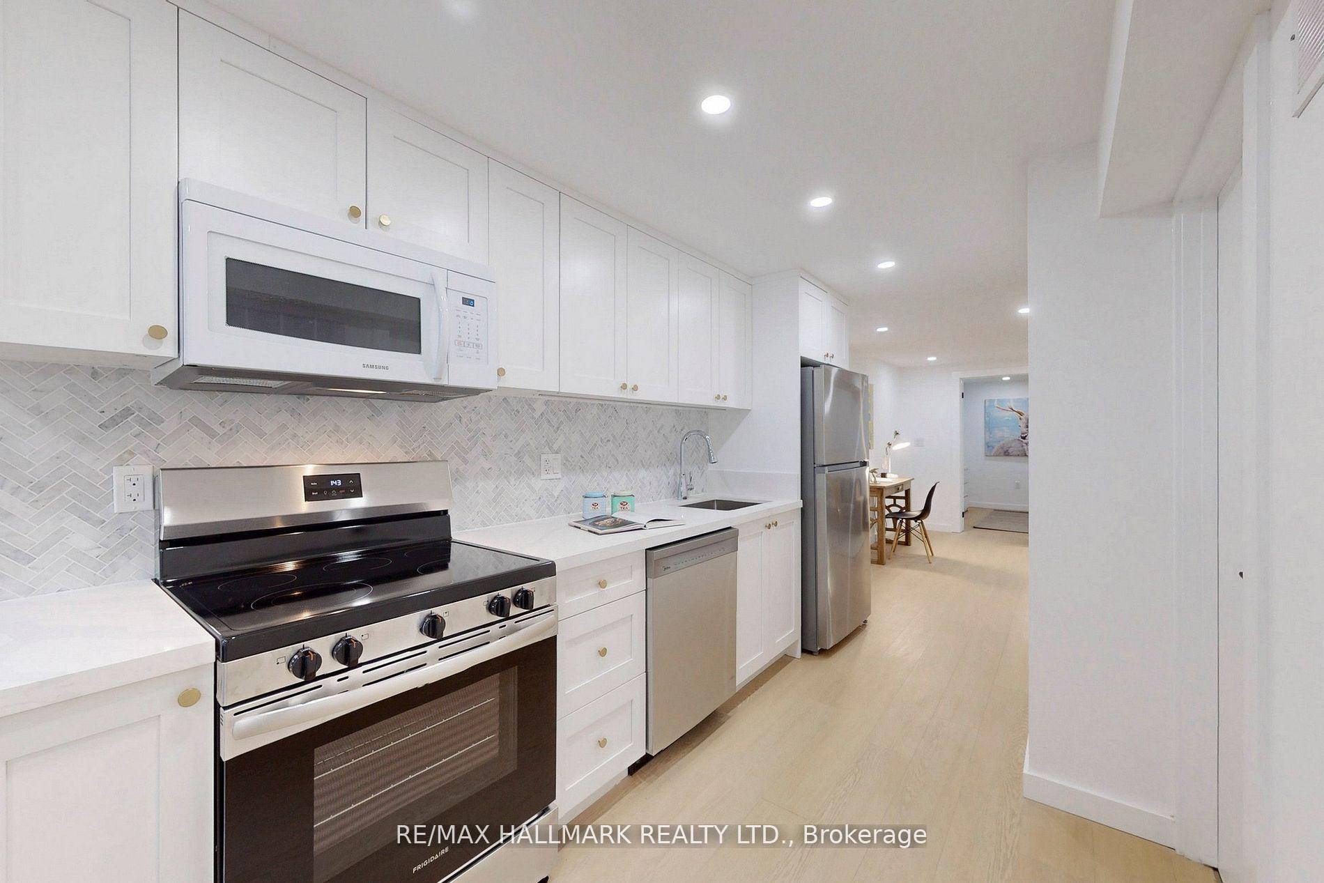 Photo 12 of 13 Ferrier Avenue, Toronto, Playter Estates-Danforth — HOMEH