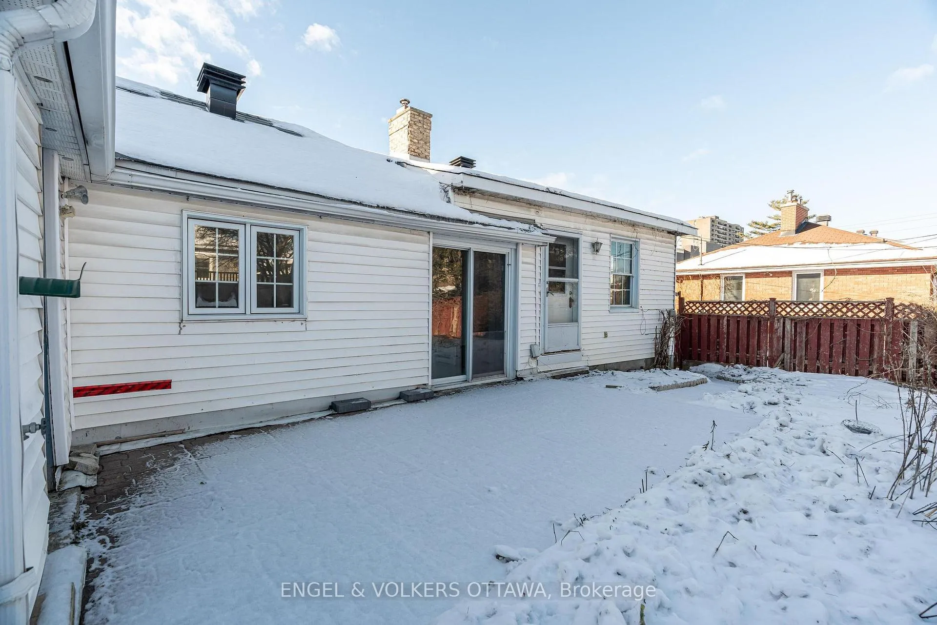 Photo 28 of 467 Edgeworth Avenue, Ottawa, Woodroffe — HOMEH