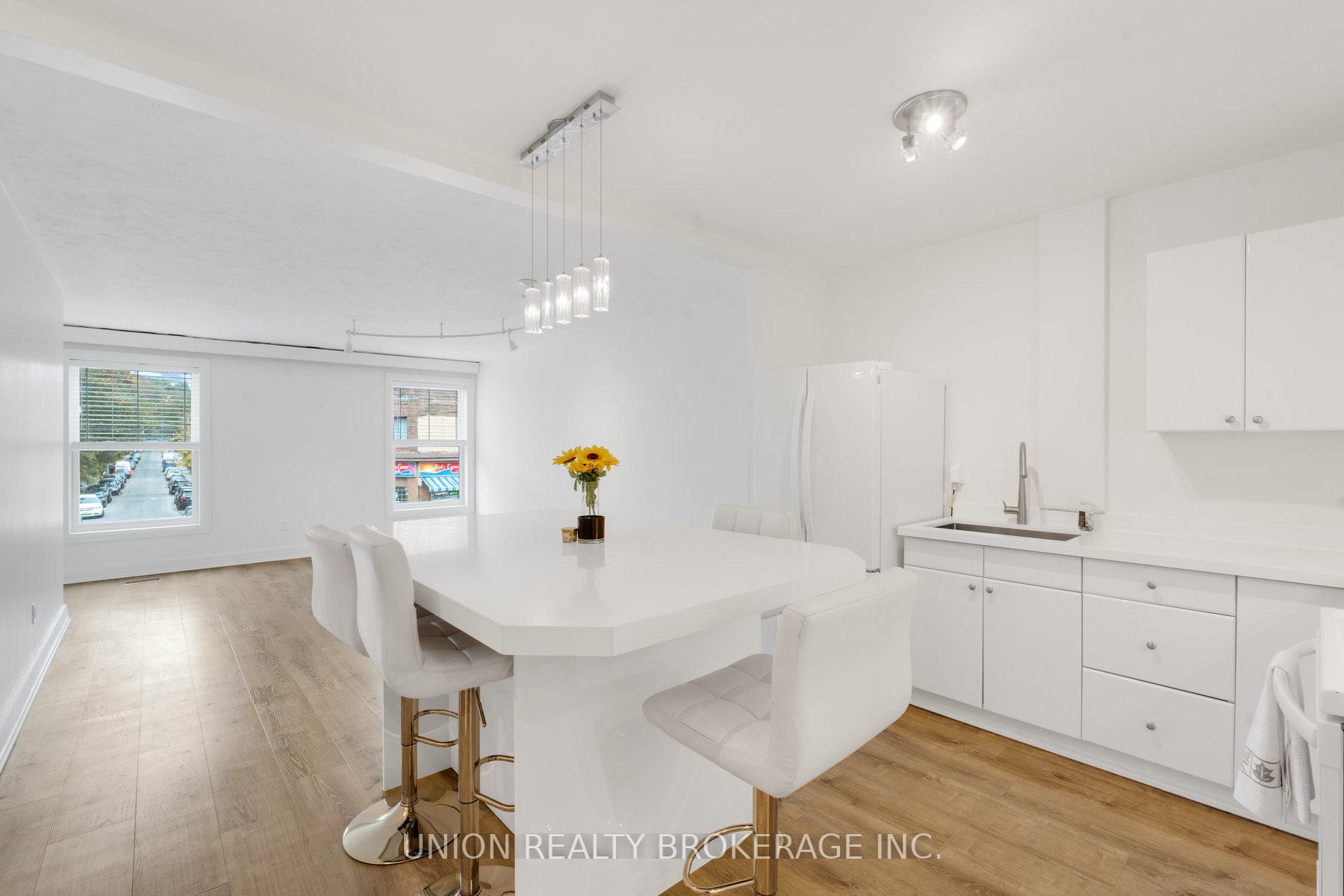 Photo 4 of 2495A Queen Street E, Toronto, The Beaches — HOMEH