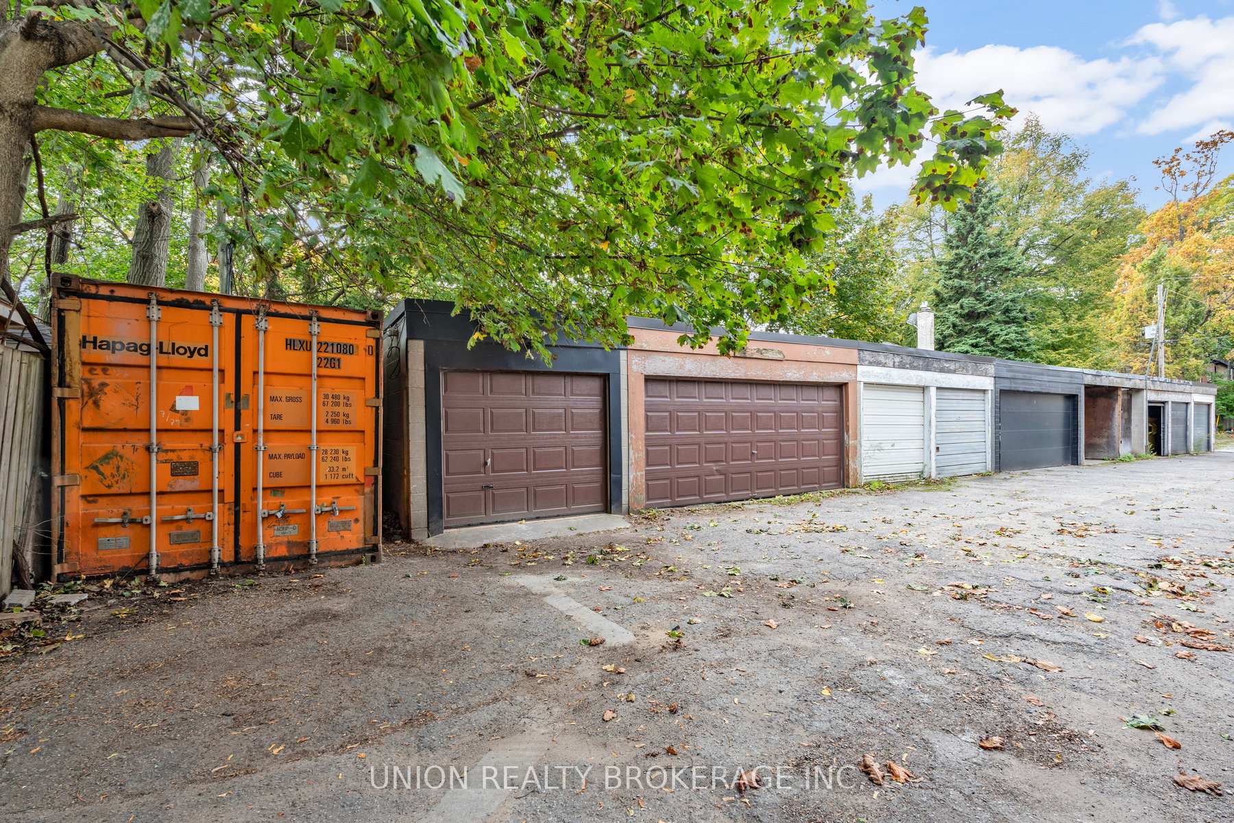 Photo 26 of 2495A Queen Street E, Toronto, The Beaches — HOMEH