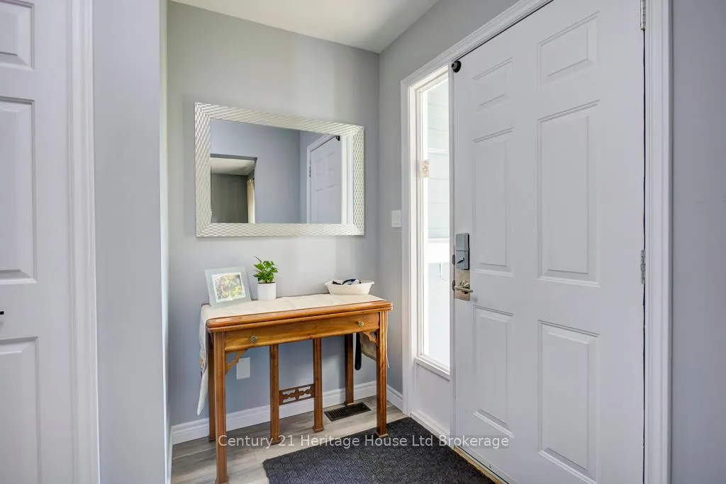 Photo 8 of 26 Edwin Crescent, Tillsonburg — HOMEH
