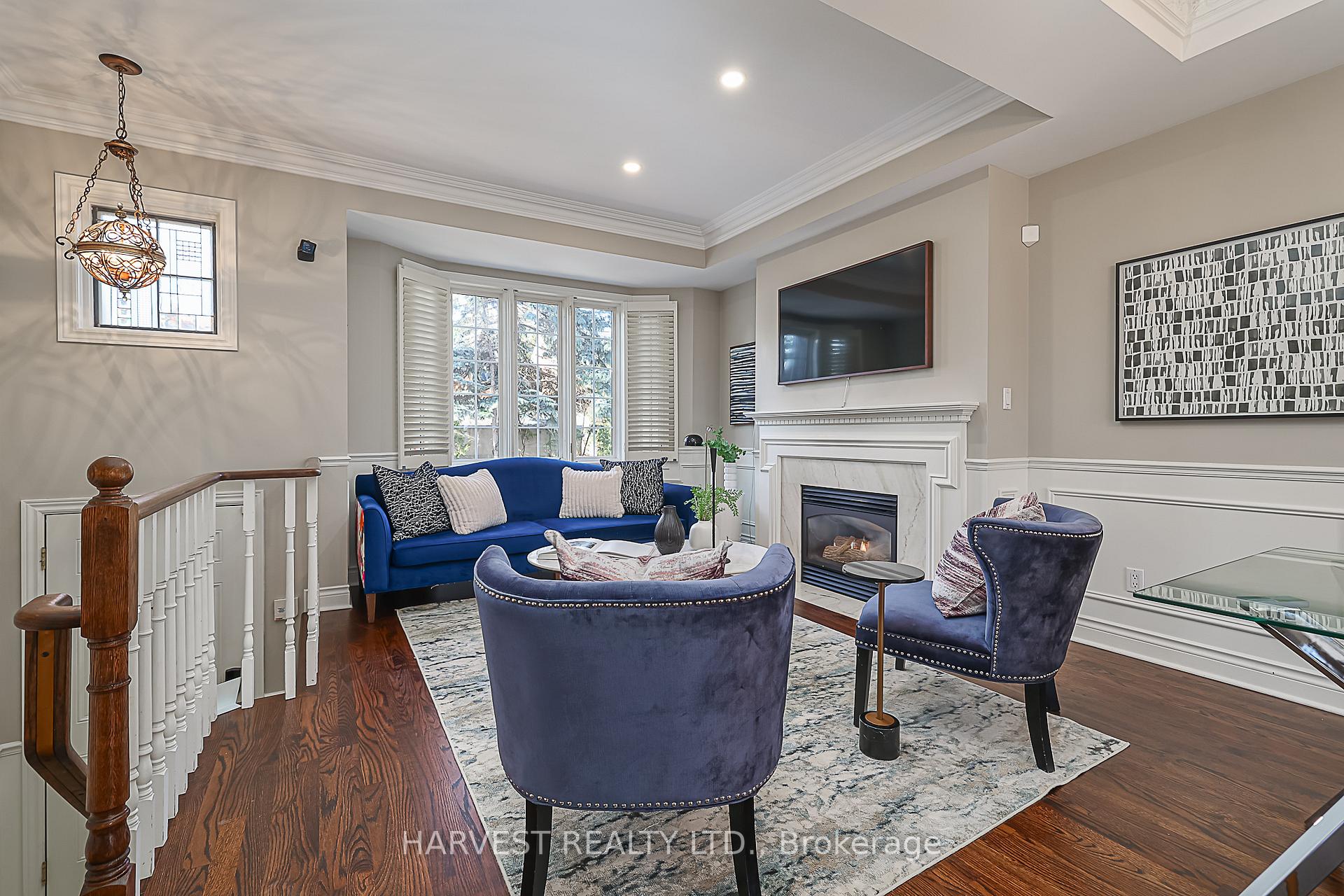 Photo 4 of 35D Spruce Street, Toronto, Cabbagetown-South St. James Town — HOMEH