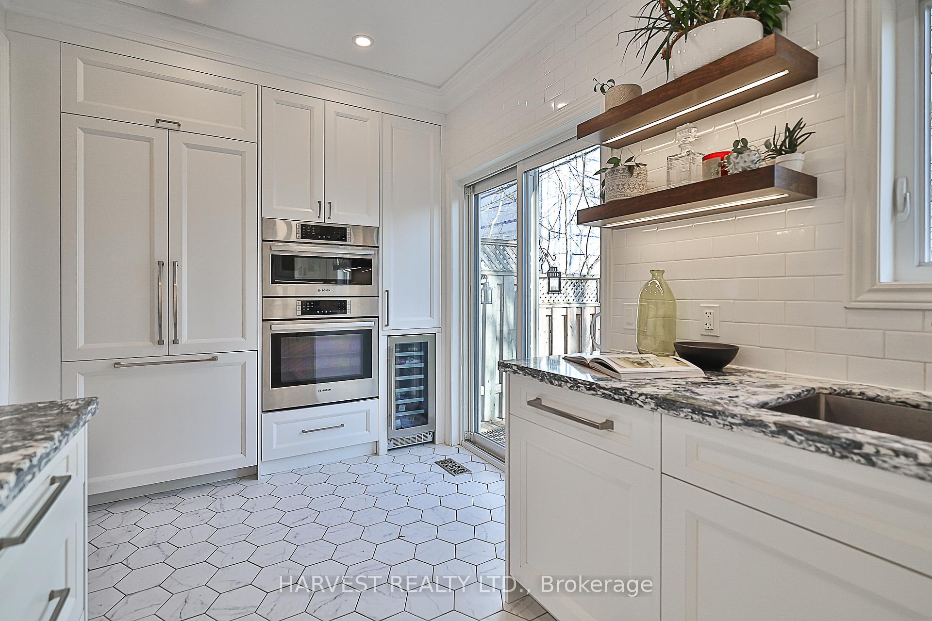 Photo 13 of 35D Spruce Street, Toronto, Cabbagetown-South St. James Town — HOMEH