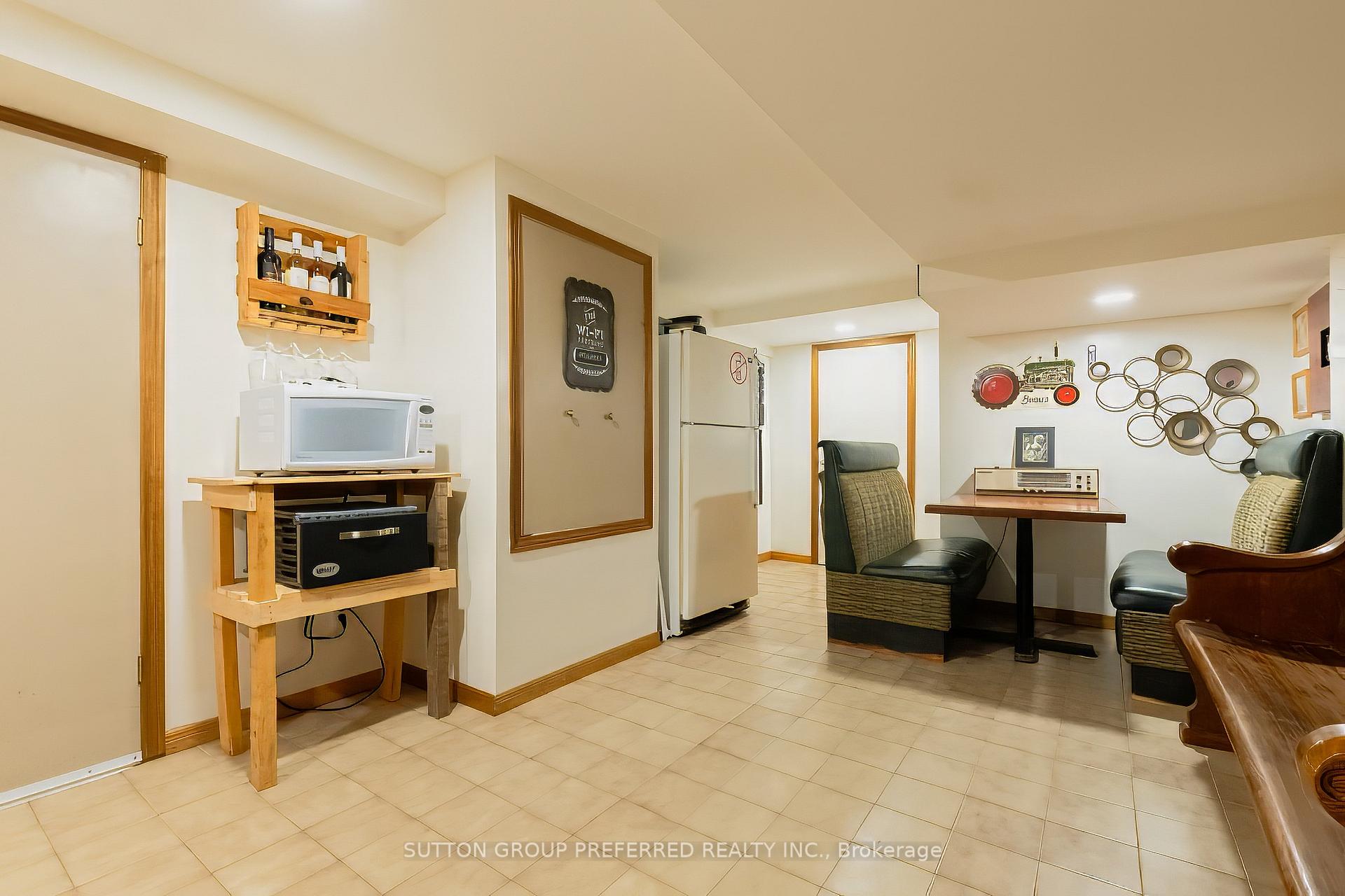 Photo 10 of 3572 Catherine Street, Thames Centre, Dorchester — HOMEH