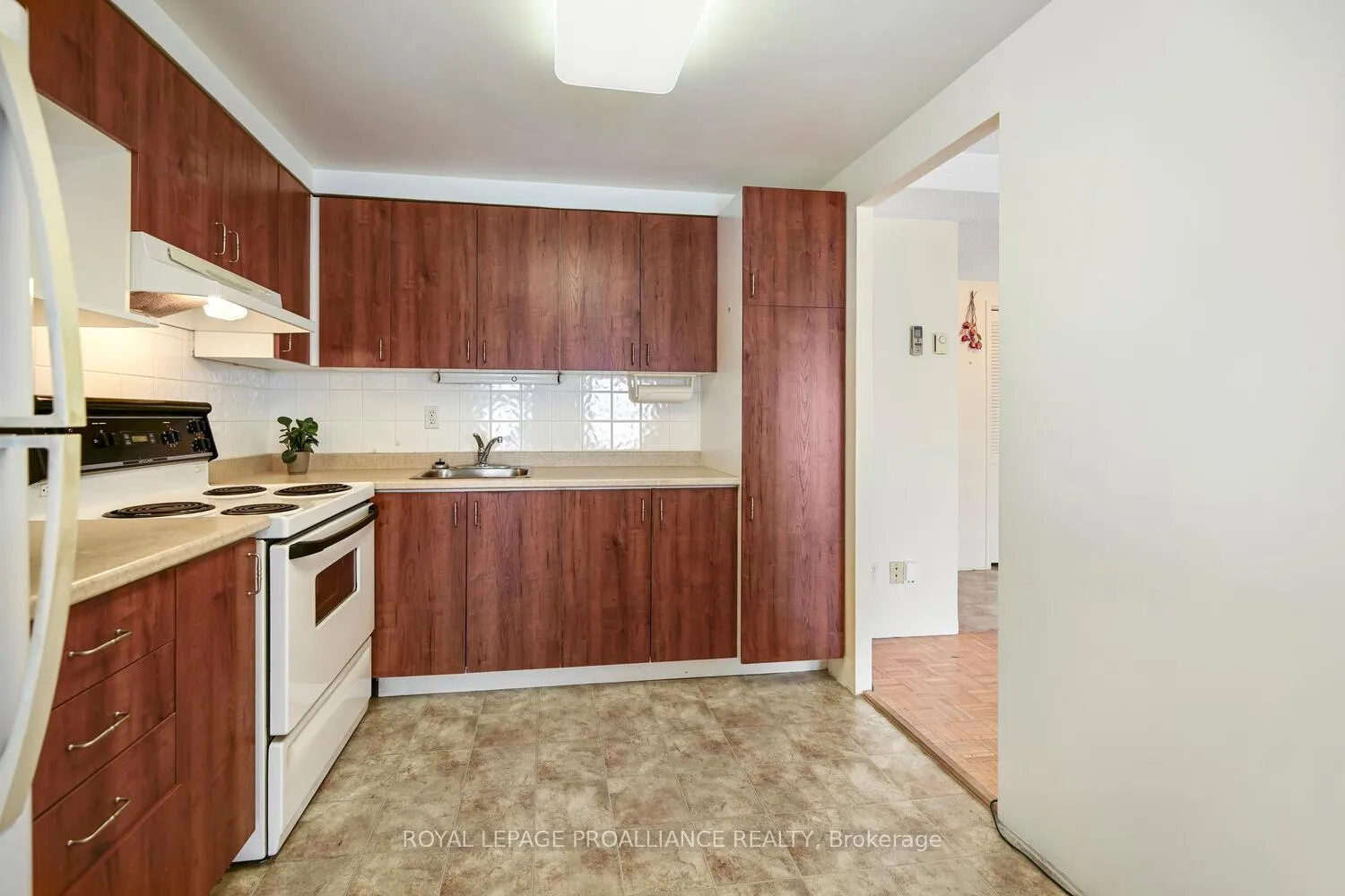 Photo 20 of Unit 508, 109 King Street E, Brockville — HOMEH