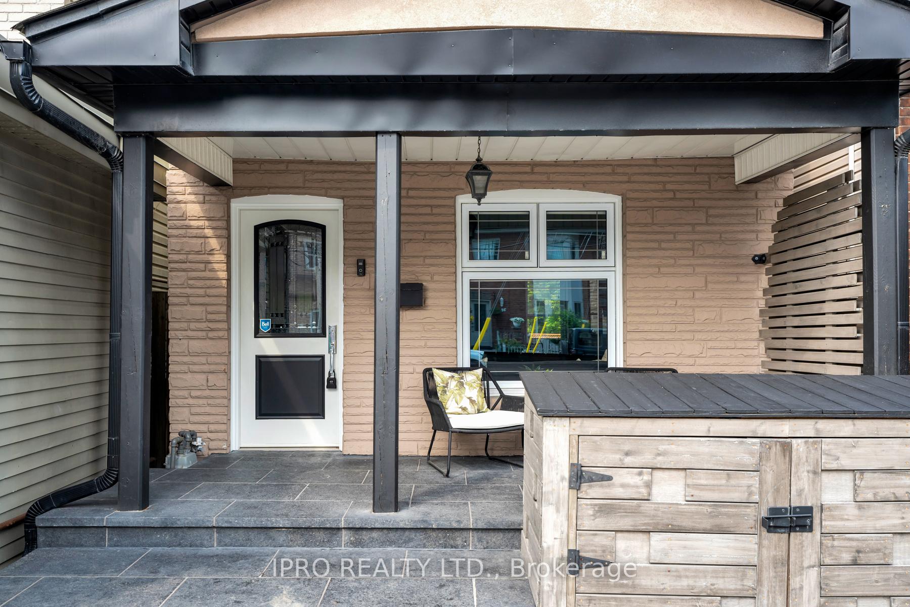 Photo 3 of 506 Pape Avenue, Toronto, North Riverdale — HOMEH