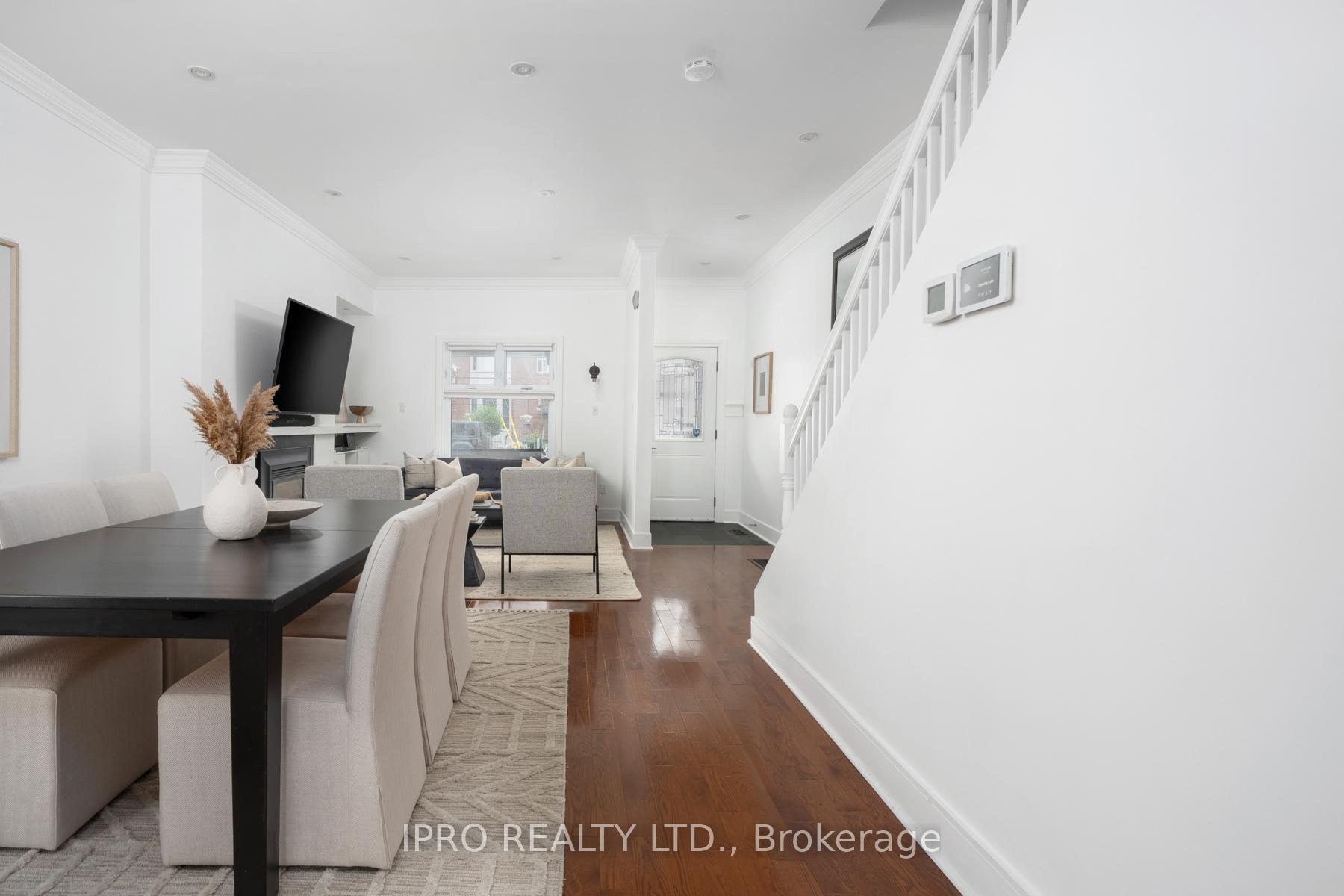 Photo 13 of 506 Pape Avenue, Toronto, North Riverdale — HOMEH