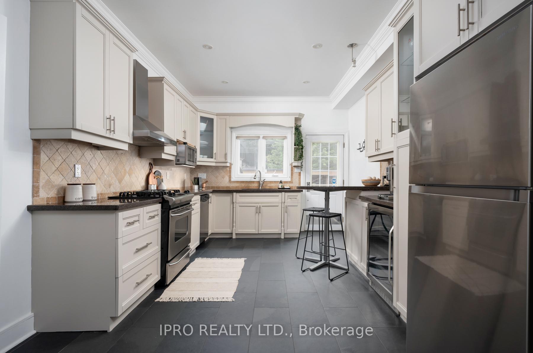 Photo 14 of 506 Pape Avenue, Toronto, North Riverdale — HOMEH