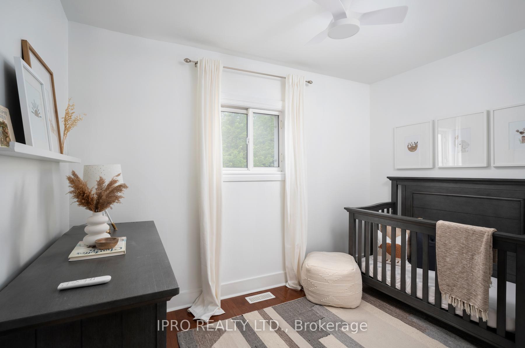 Photo 26 of 506 Pape Avenue, Toronto, North Riverdale — HOMEH