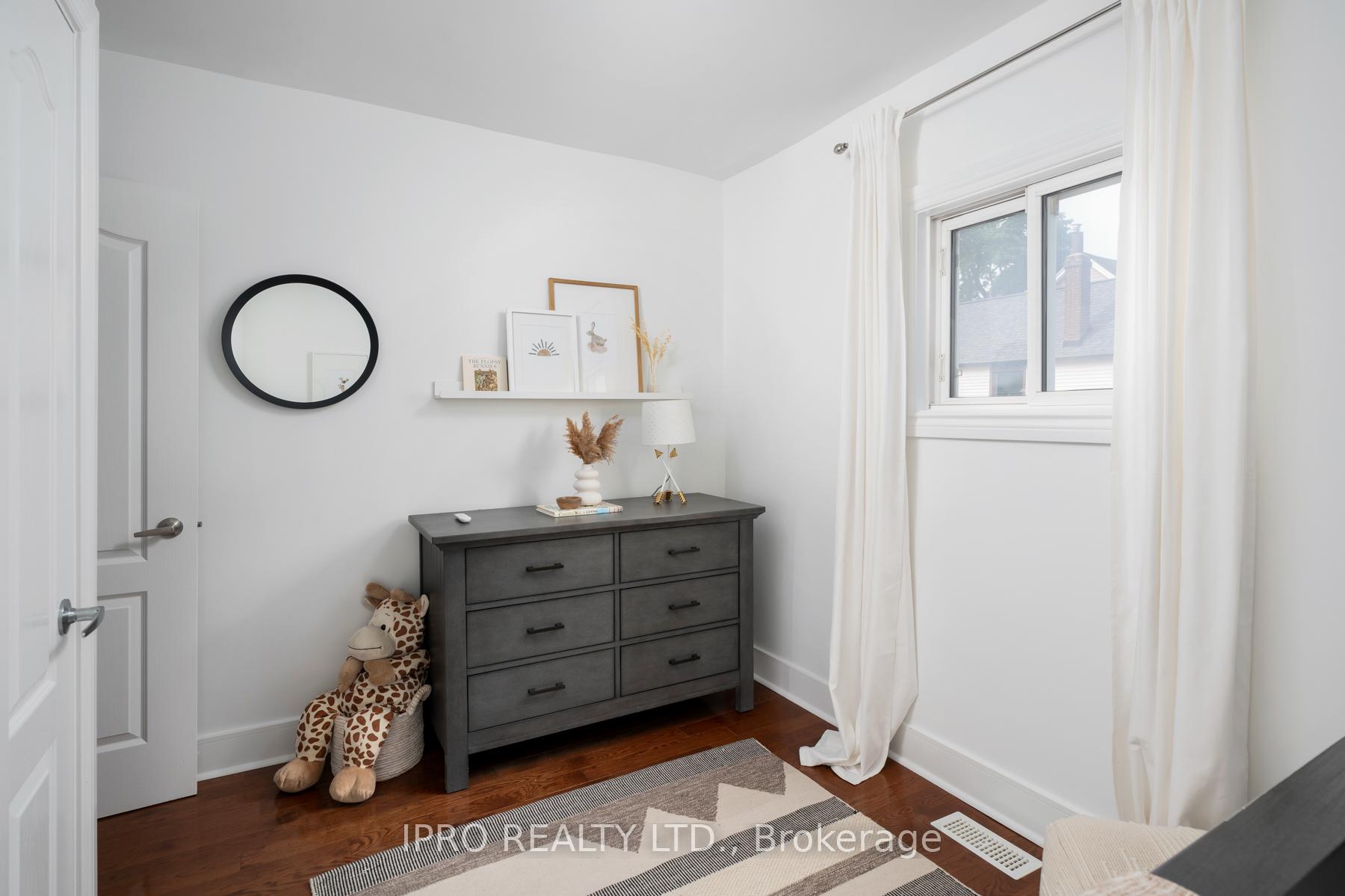 Photo 27 of 506 Pape Avenue, Toronto, North Riverdale — HOMEH