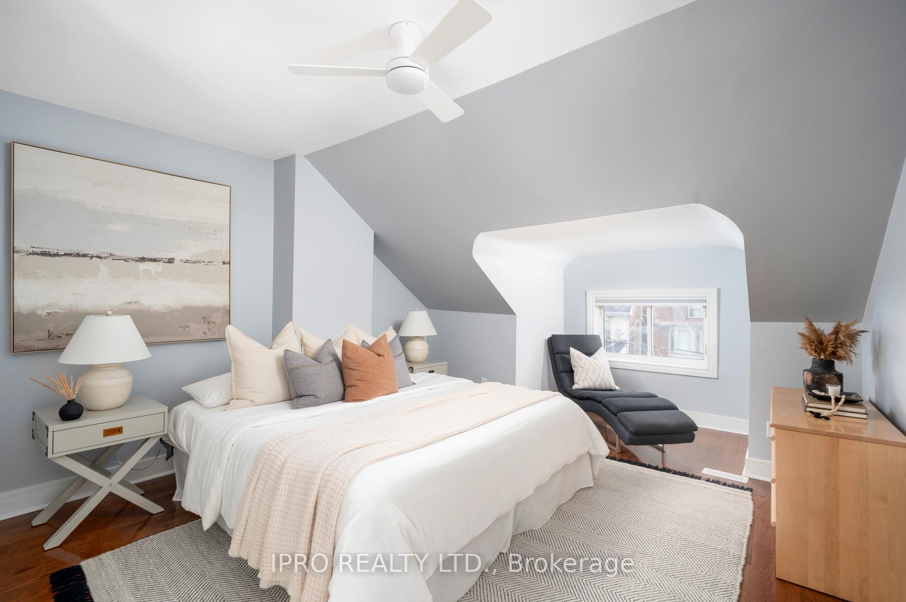 Photo 30 of 506 Pape Avenue, Toronto, North Riverdale — HOMEH
