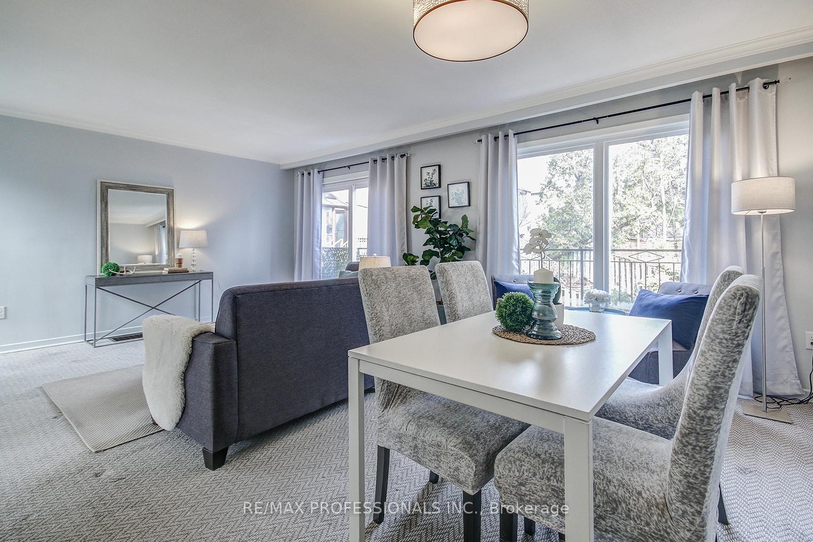 Photo 10 of 71 Elvina Gardens, Toronto, Mount Pleasant East — HOMEH