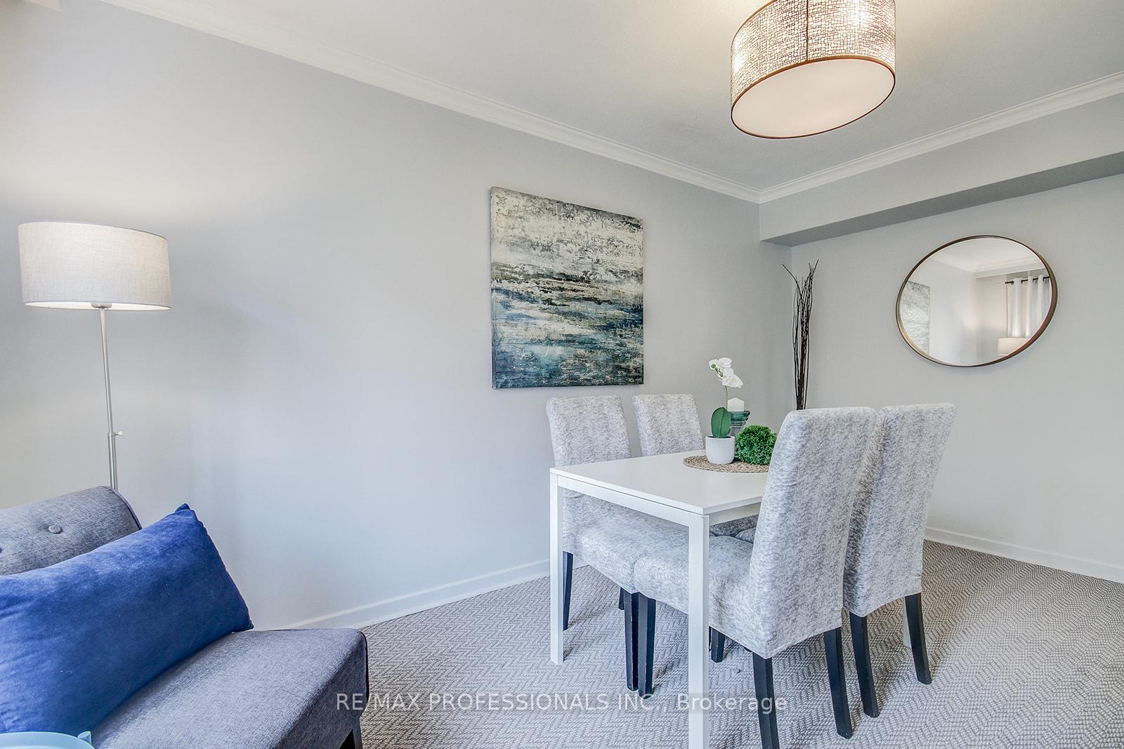Photo 12 of 71 Elvina Gardens, Toronto, Mount Pleasant East — HOMEH