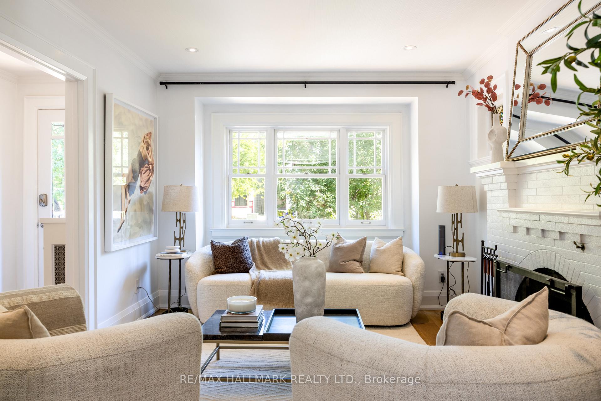 Photo 5 of 74 Willow Avenue, Toronto, The Beaches — HOMEH