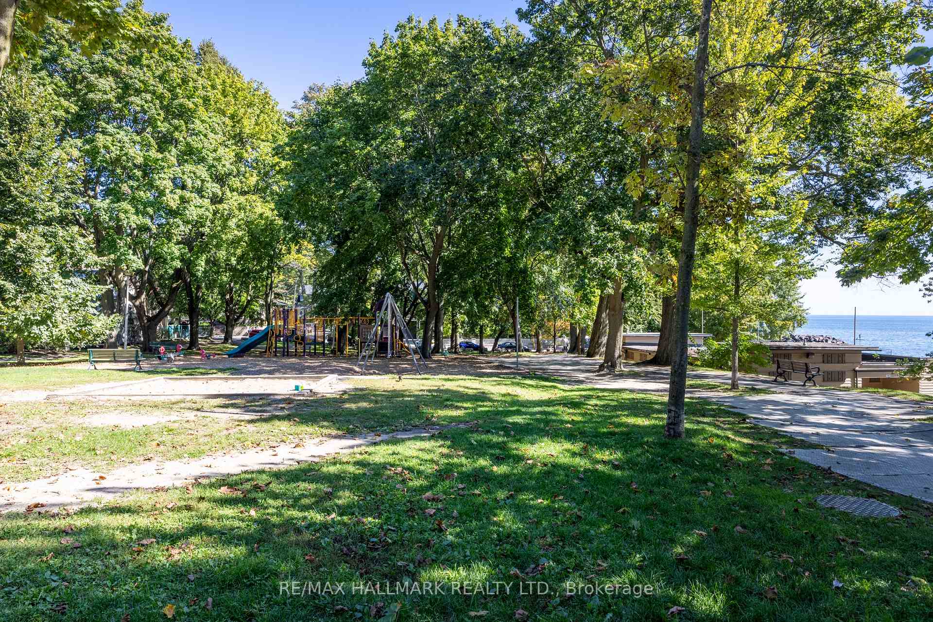 Photo 38 of 74 Willow Avenue, Toronto, The Beaches — HOMEH
