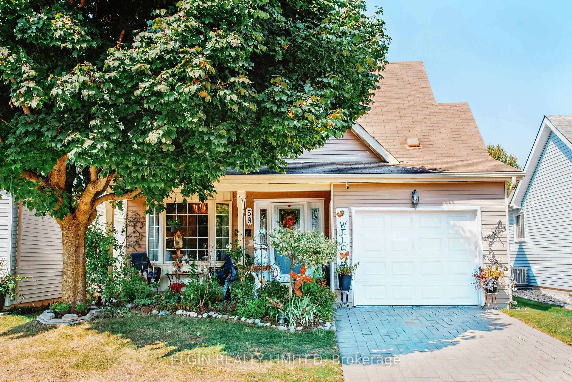 Photo 2 of 59 Wilkins Crescent, Tillsonburg — HOMEH
