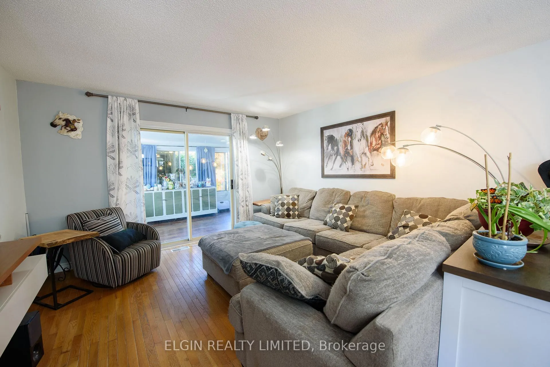 Photo 15 of 59 Wilkins Crescent, Tillsonburg — HOMEH