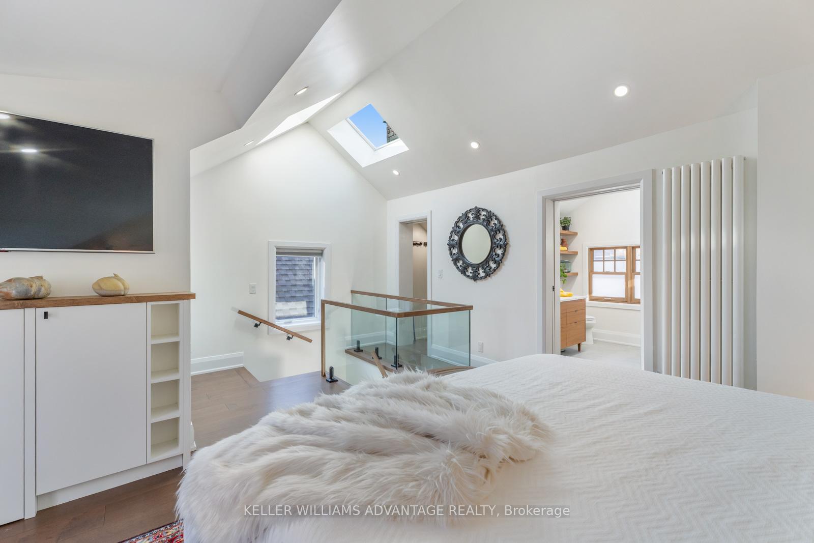 Photo 14 of 101 Dixon Avenue, Toronto, The Beaches — HOMEH